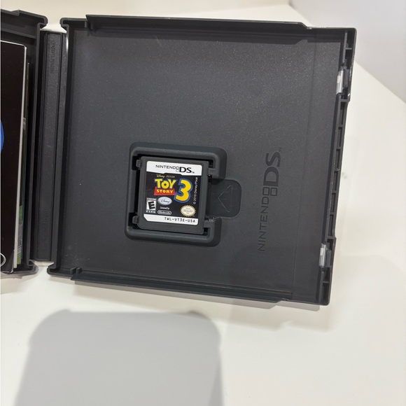 Nintendo DS Toy Story 3 Game/Complete - Picture 5 of 11